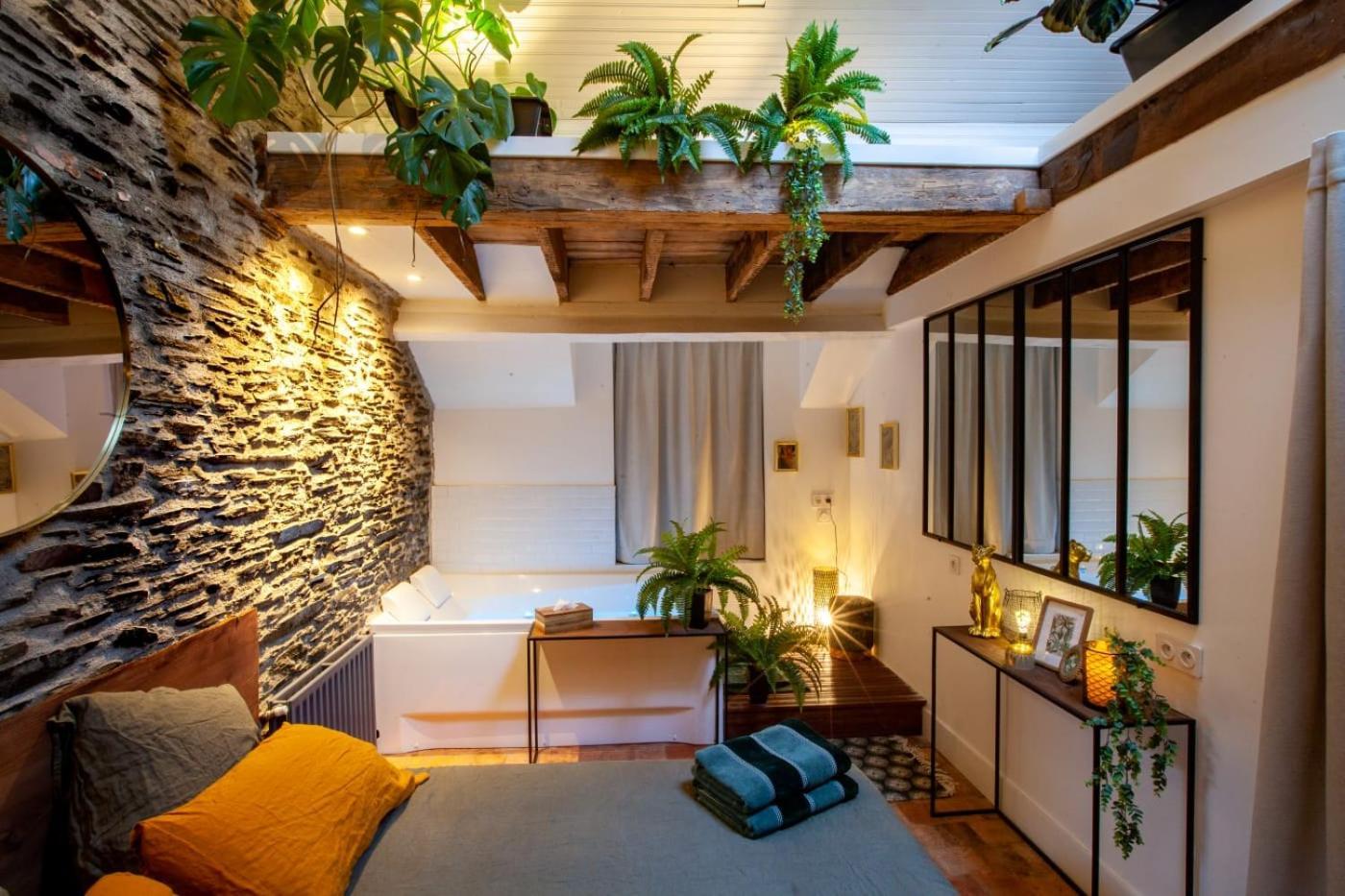 Love Room Boheme Les Petits Plaisirs Angers Exterior foto